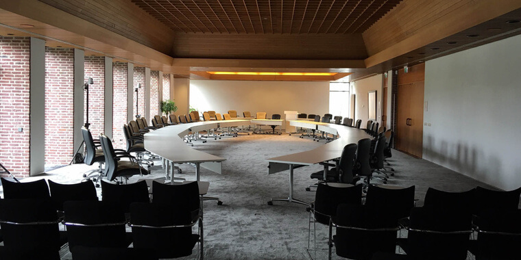 1/4 – Installatie nieuwe raad