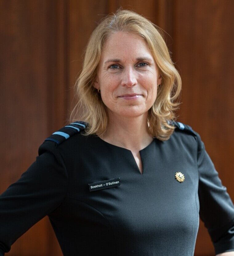 Luitenant-generaal Elanor Boekholt-O'Sullivan