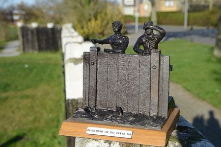 Prachtig beeldje palenscherm voor heel Urk