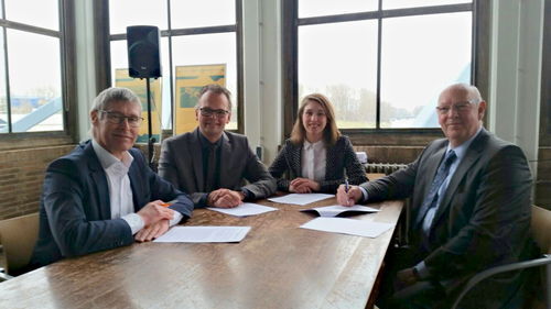 Op naar een energieneutraal Katwijk: Jacco Knape tekent overeenkomst voor duurzaam warmtenet