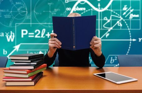 SGP en SP: meer geld voor minderjarige studenten