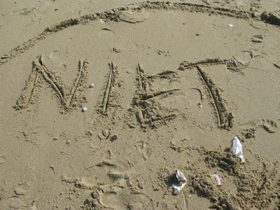 Vragen betreffende naaktloperij regio Ritthem