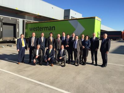 SGP-tweede kamerlid Chris Stoffer bezoekt Westerman Logistics