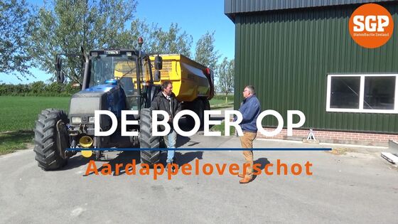 De boer op - aardappeloverschot