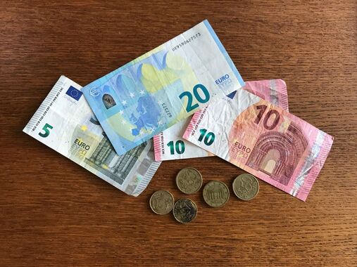 Vragen over financiële meevallers <>tegenvallers tijdens de Corona-crisis