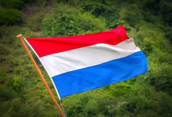 Nederlandse vlag op ID-kaarten