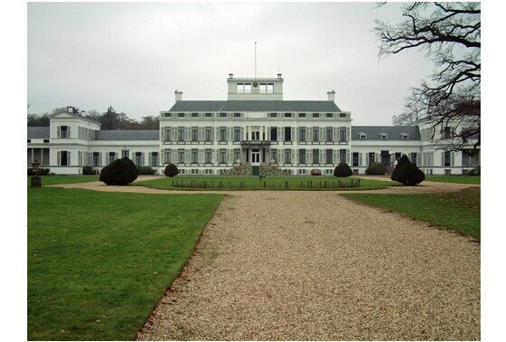 SGP: Geen aantasting omgeving zonder renovatie Paleis Soestdijk