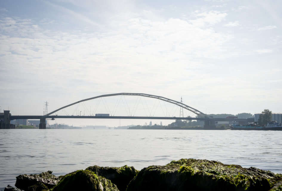 Schriftelijke vragen afsluiting fietspad Merwedebrug