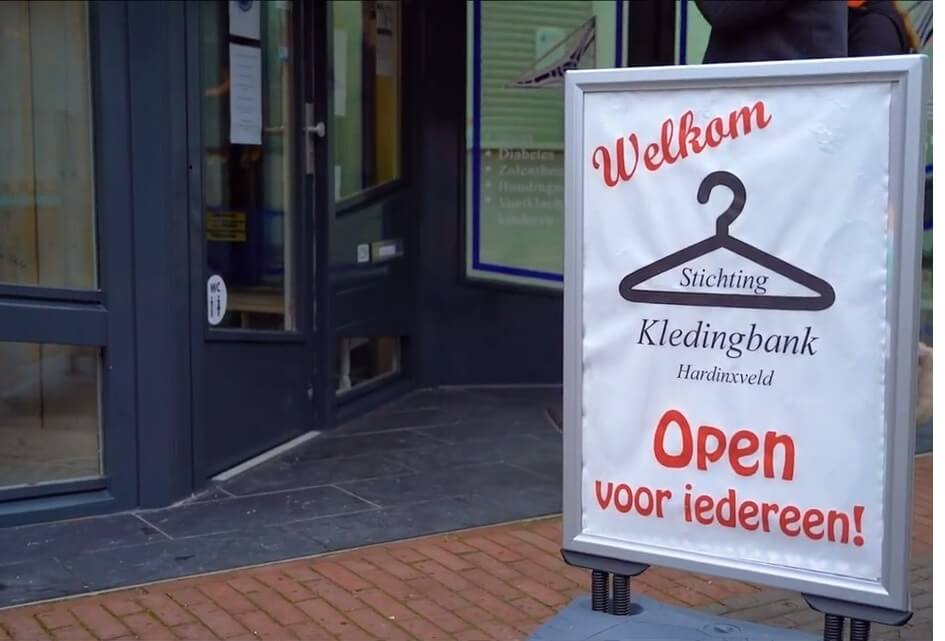 SGP bezoekt kledingbank