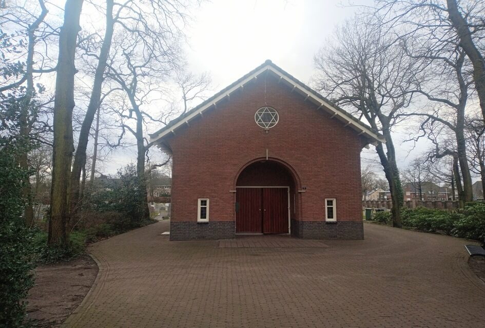 Motie Oude Begraafplaats beschermde status