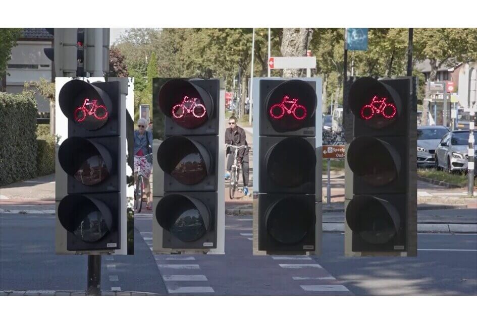 Motie :Fietser alle richtingen gelijk groen