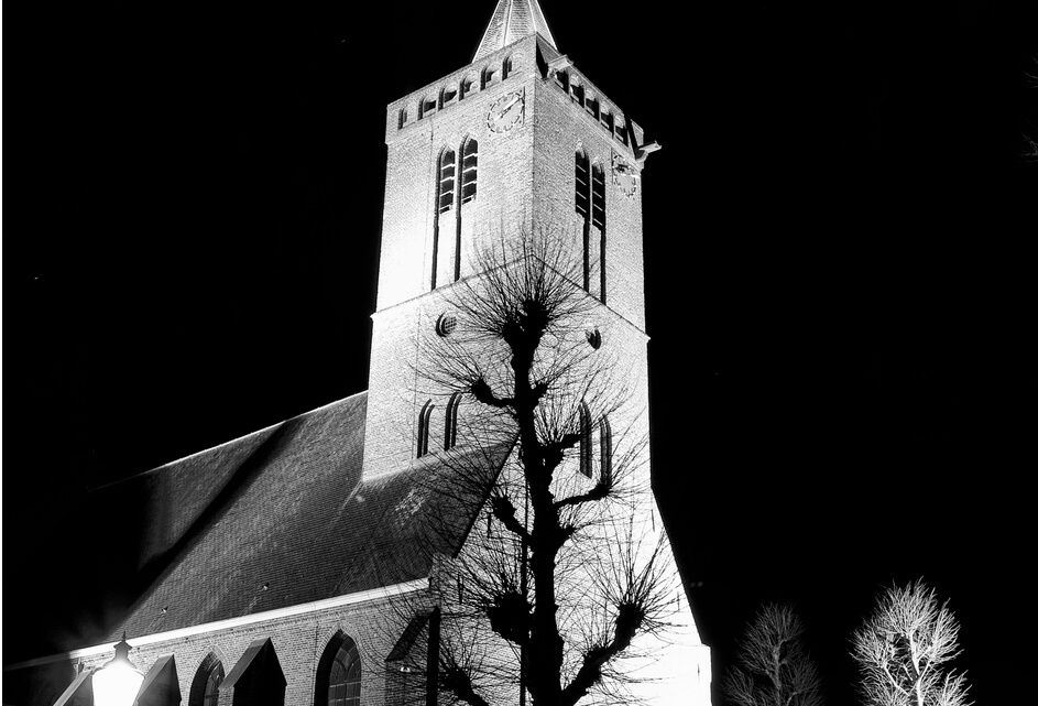 Vlag Oude Kerk op Koningsdag ontbreekt