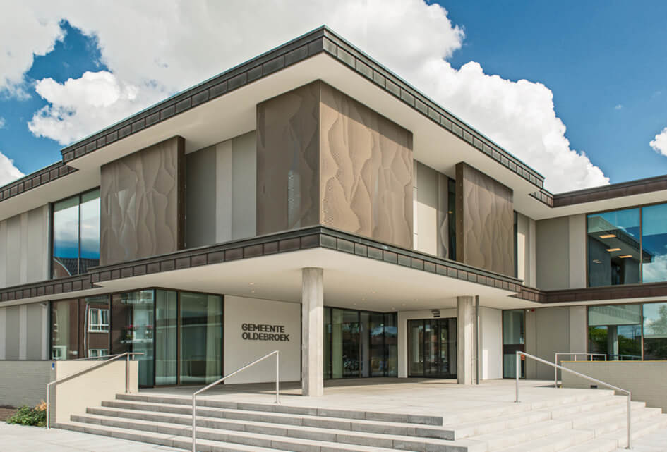 Informateur opnieuw in gesprek met alle partijen