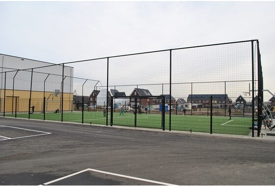 Vragen inzake vandalisme en vernielingen voetbalkooien