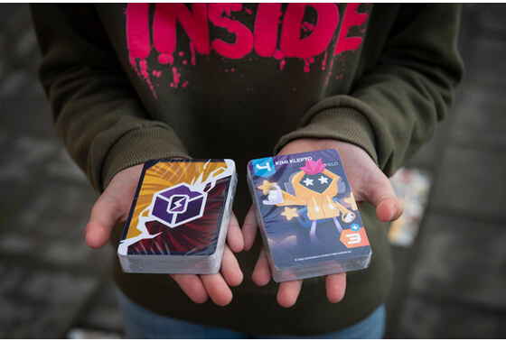 Spel voor digitale weerbaarheid uitgedeeld op basisscholen Hardinxveld-Giessendam