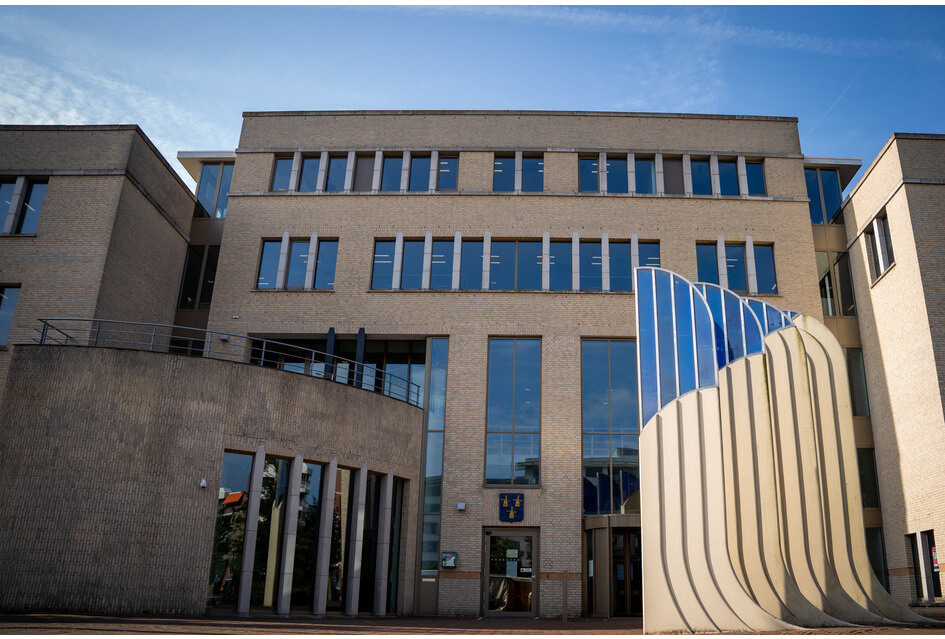 SGP over woonplaats wethouder Van der Borg