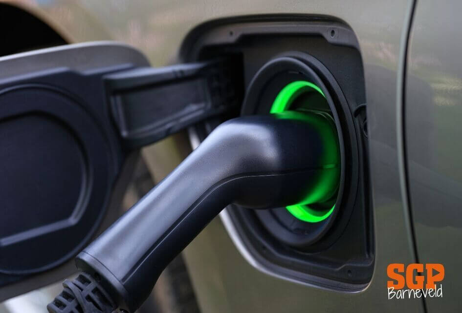 RAADSVERGADERING | Energie steken in energiestations?