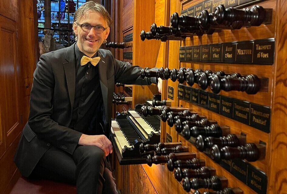 Samenzang van geliefde Psalmen met Marco den Toom