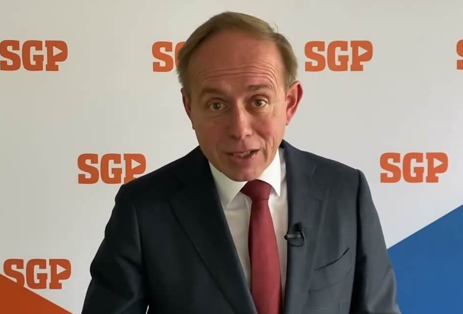 Gelukwens Kees van der Staaij 100 jaar SGP Huizen