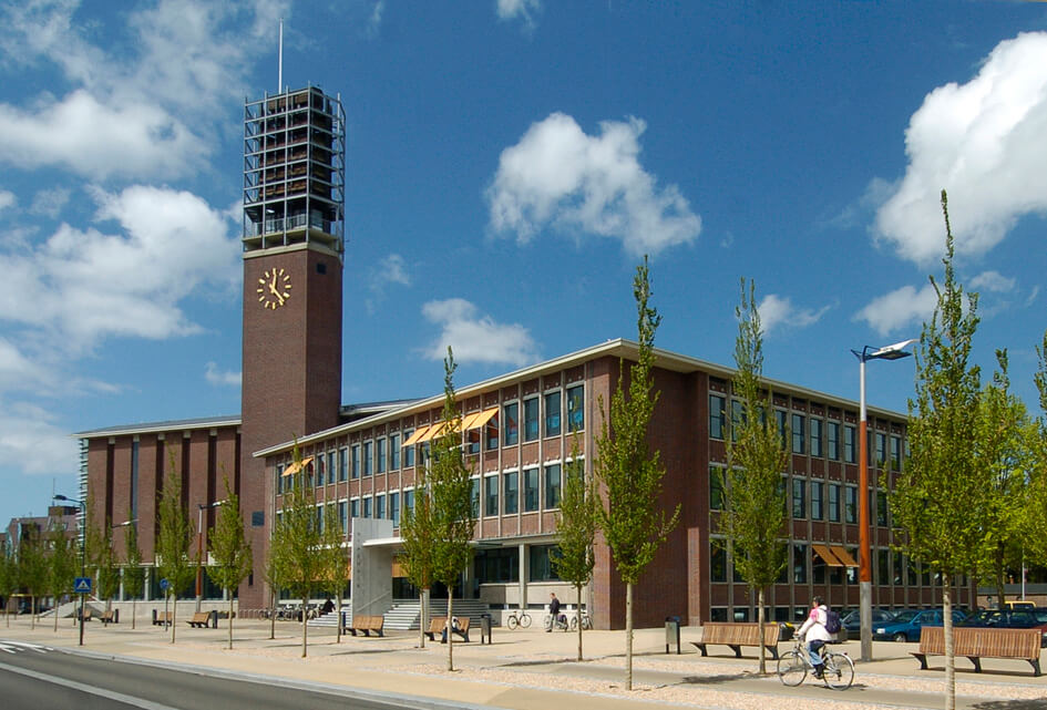 2 amendementen, speelvoorzieningen en Het Eiland