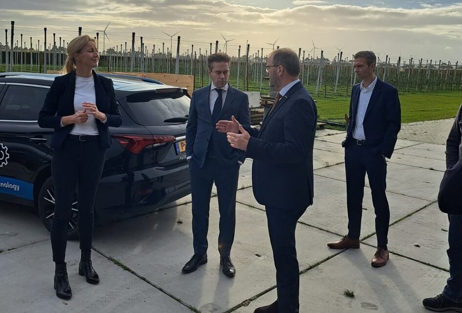 SGP- lijsttrekker Chris Stoffer in het Betuws Fruit