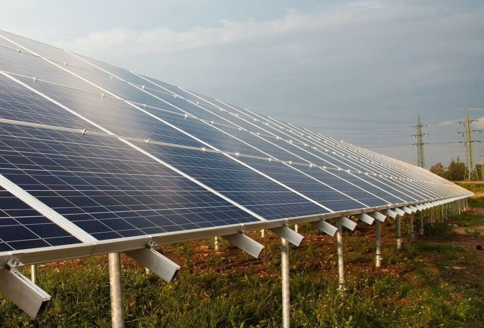 Een zonnepark op landbouwgrond? Nee, een oplossing voor netcongestie!