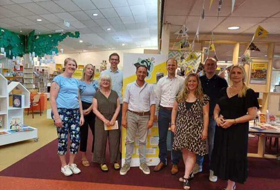 Bezoek fractie bibliotheek AanZet