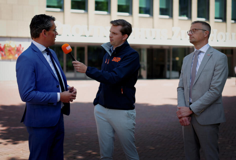 Voor het reces: terug- en vooruitblik | Maandjournaal 