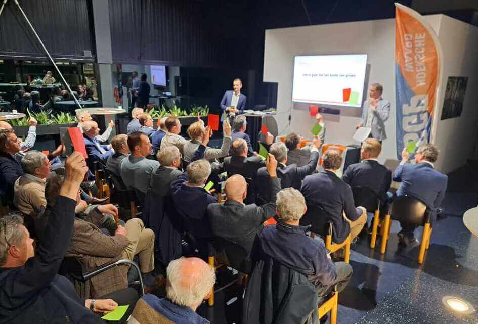 Wethouder, architect en makelaar lossen woningcrisis op