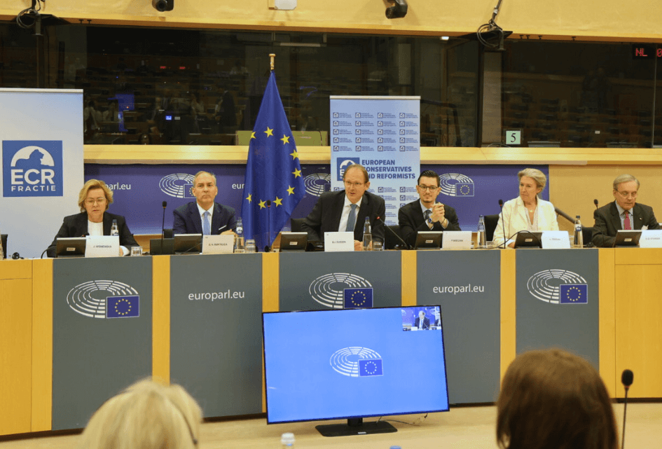 SGP: snel verbod op draagmoederschap