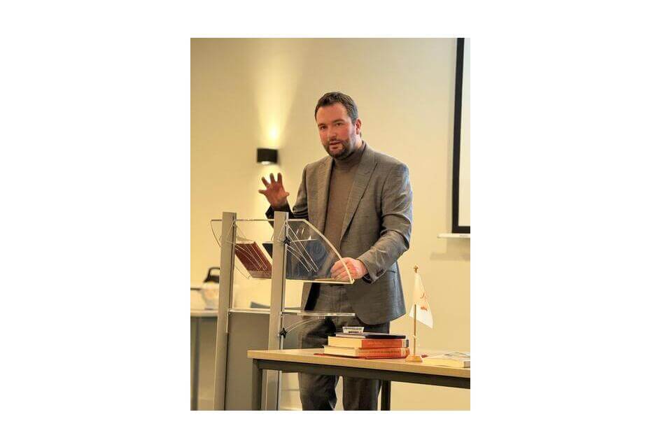 SGP-raadslid presenteert boek