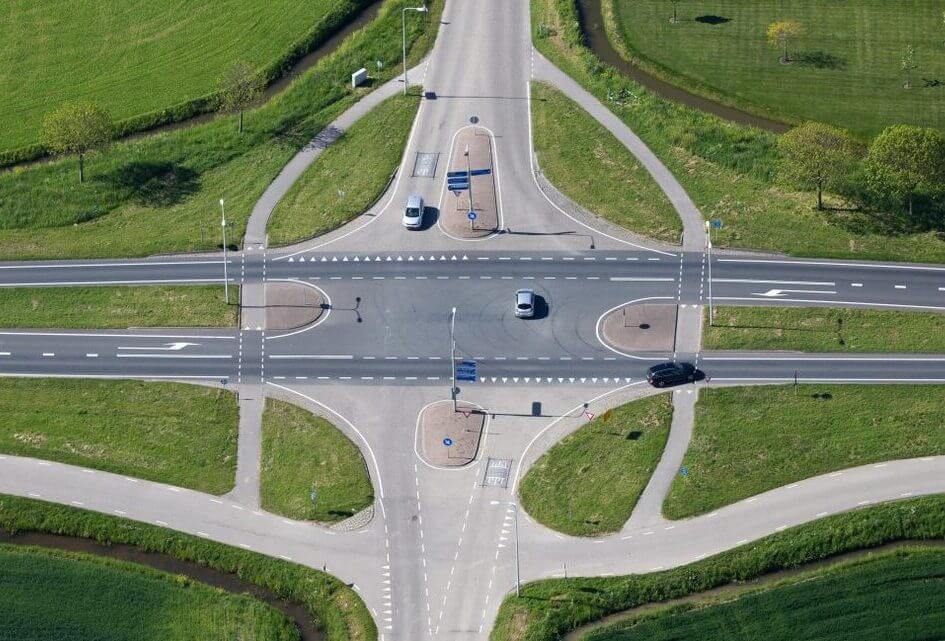 De SGP en... eerst bewegen, dan bouwen