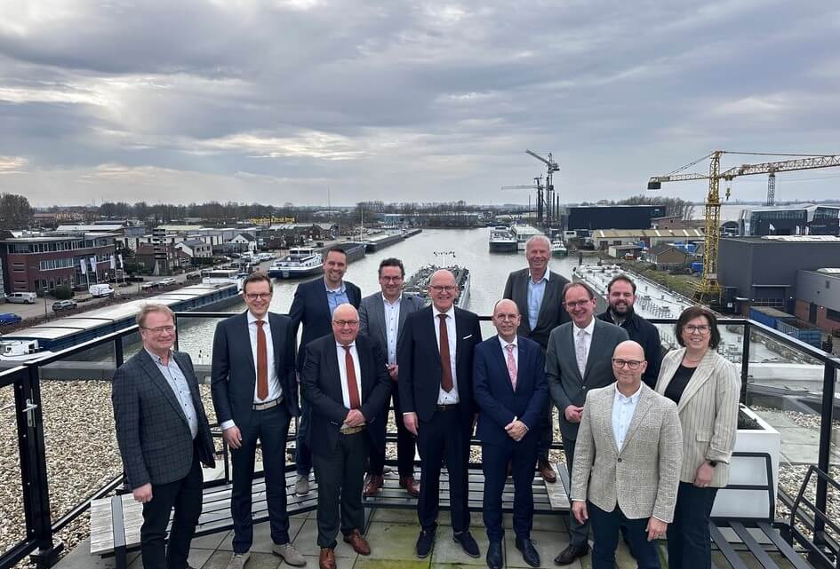 Europese aandacht voor Werkendamse haven bij bezoek Europarlementariër Ruissen