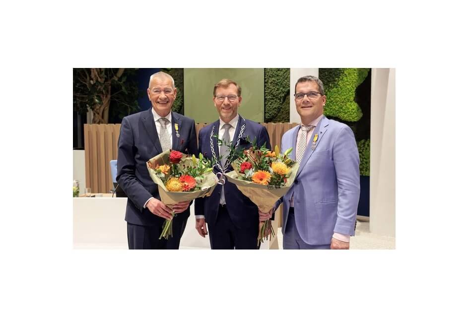 Afscheid en waardering: Koninklijke onderscheiding voor Theo van Iperen en dank voor inzet Arwin Kok