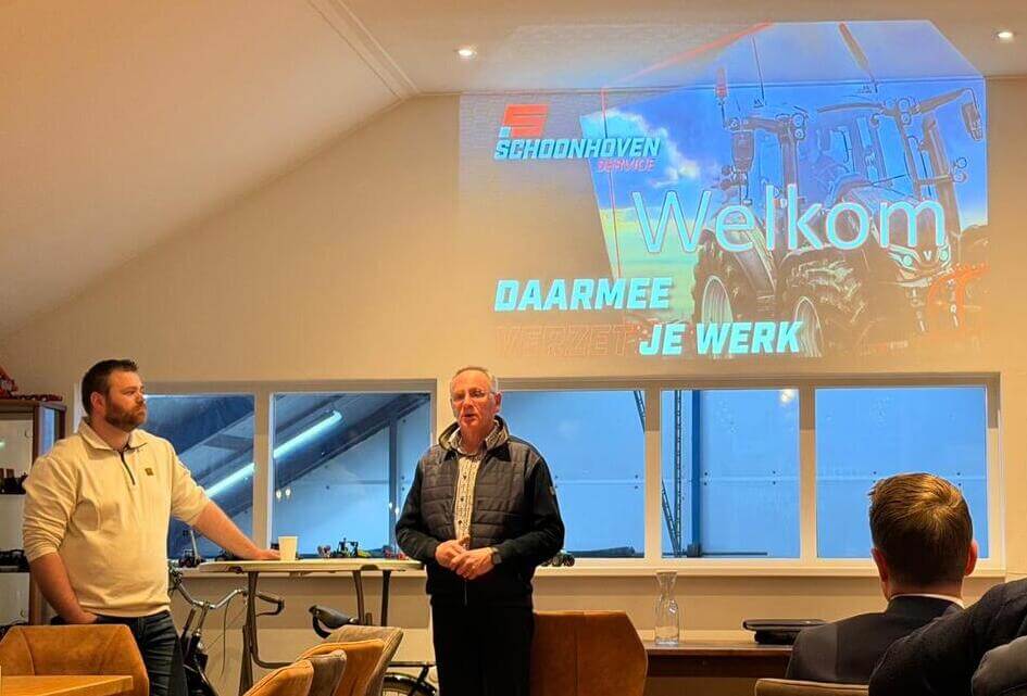 SGP Oldebroek houdt ledenvergadering bij Schoonhoven Service in Oosterwolde