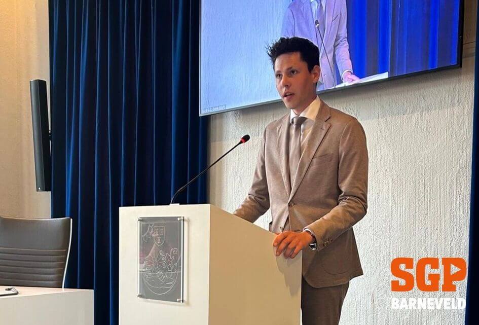 MAIDENSPEECH Berdian Evink
