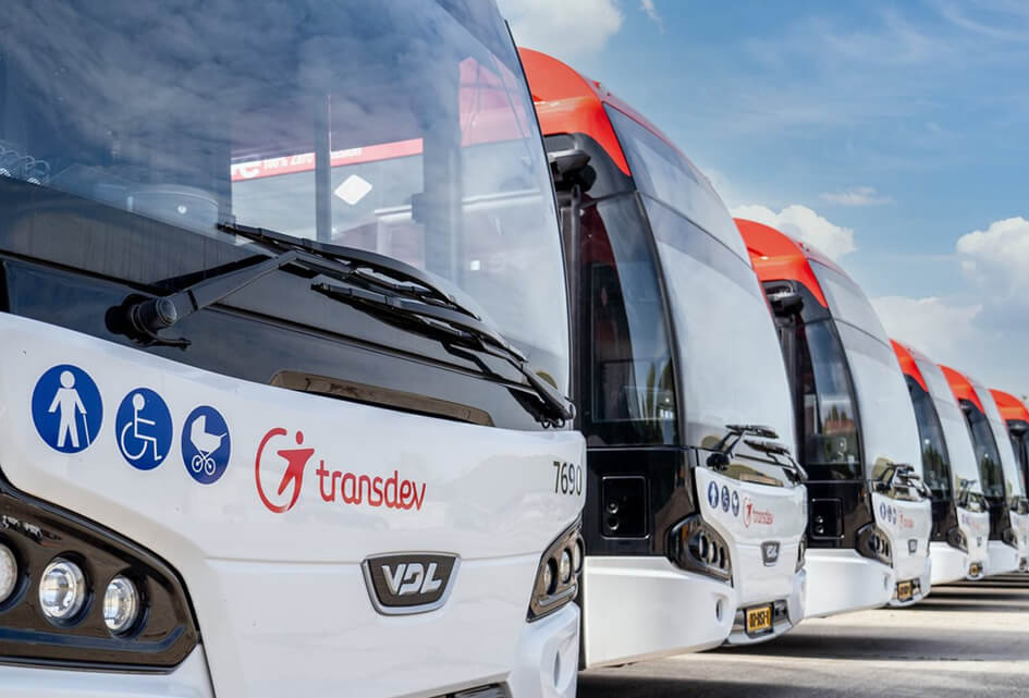 SGP vraagt aandacht voor fors duurdere busabonnementen voor scholieren