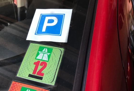 Beantwoording vragen m.b.t verstrekken parkeervergunningen