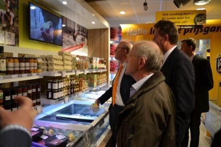 SGP Gld bewondert Boerenhart-streekproducten in Jumbo Scherpenzeel