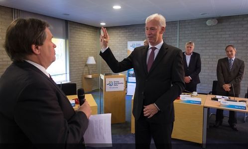 Herman Dijk (opnieuw) beëdigd als dijkgraaf