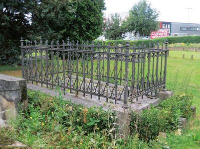 Motie herstel buitendijkse begraafplaats aangenomen.