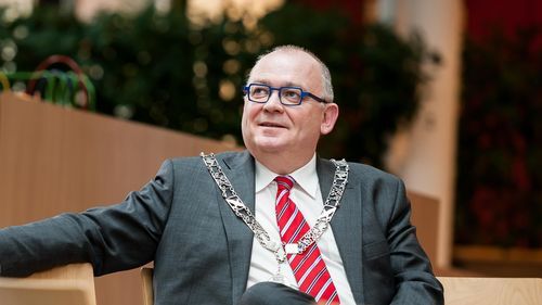 Een gekozen burgemeester?