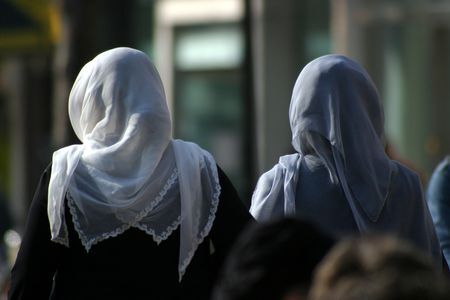 Antisemitisme en bedreiging van ex-moslims onacceptabel