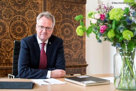 OPROEP! Loop een dag mee met de commissaris van de Koning!