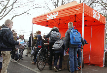 SGP op bezoek bij oud en jong!