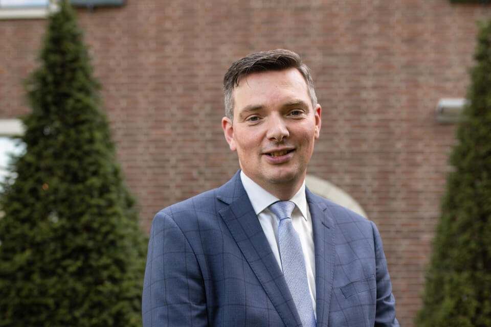 W.M. (Wim) van den Dool