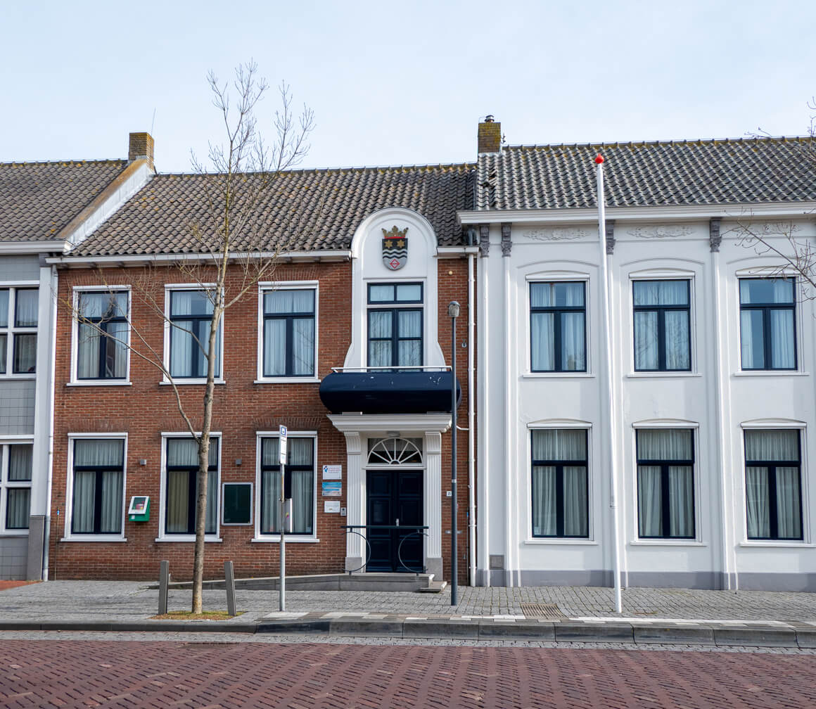 Bestuur en Financiën