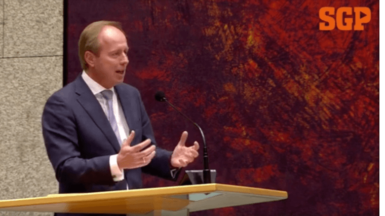 'Zien we gorilla's over het hoofd?'