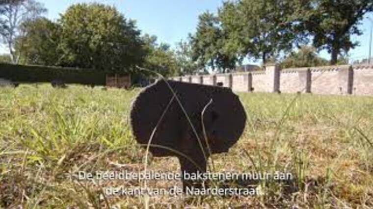 Oude Begraafplaats Huizen