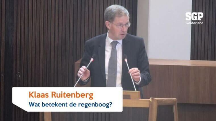 Een fietstocht en een opvallende hoofdletter... | Klaas Ruitenberg
